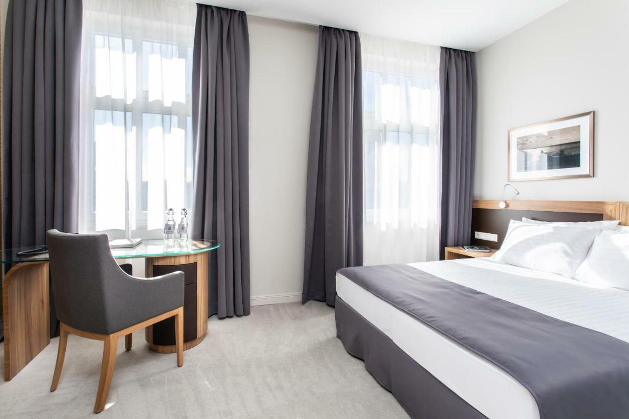 Jakubowy Hotel Гдыня Экстерьер фото