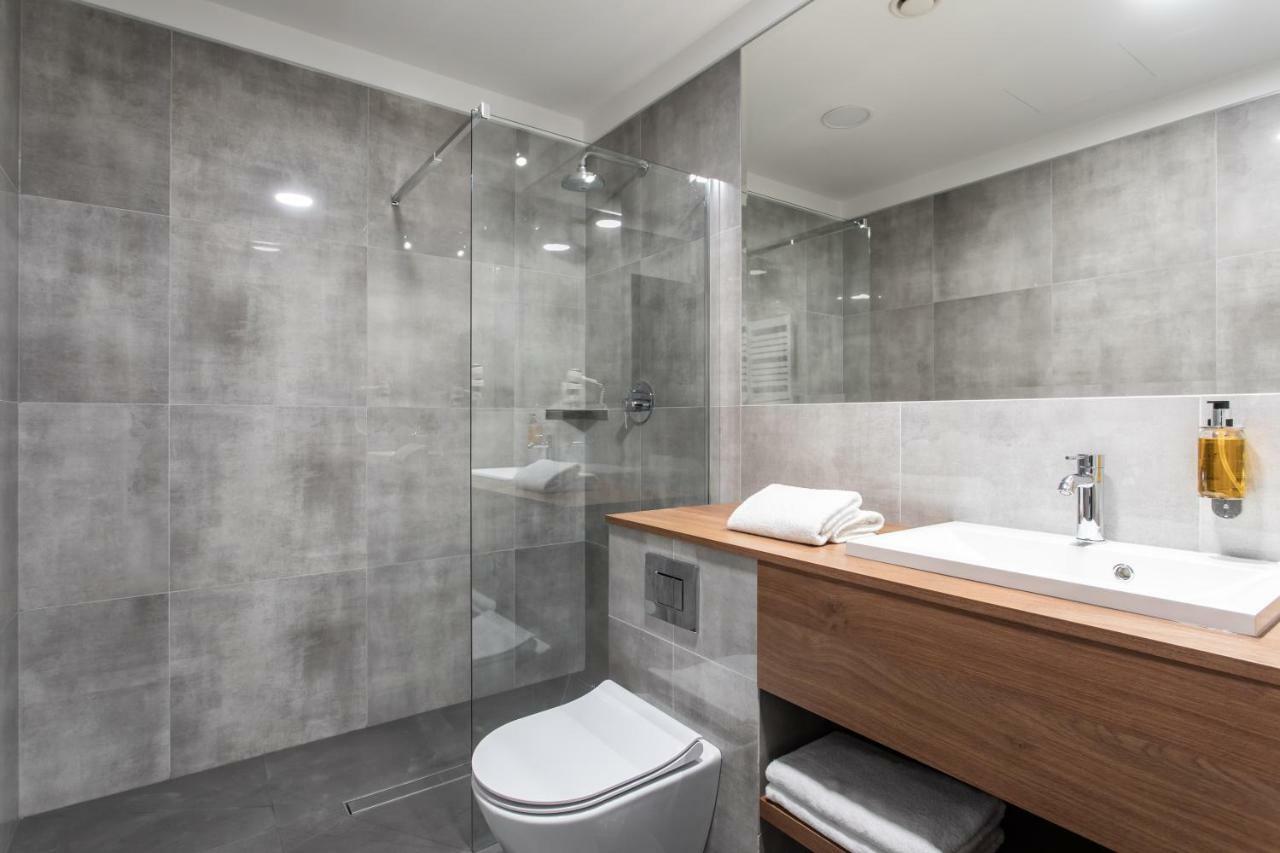 Jakubowy Hotel Гдыня Экстерьер фото